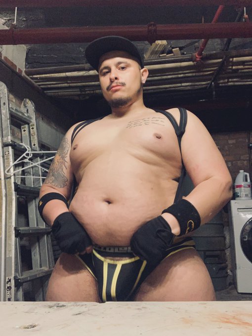 Theydees, leave your Thems at home. Bears mf Night Out starts right now!!!! Now accepting tips via Dogecoin