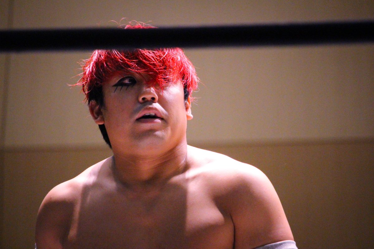 cima09106's tweet photo. #CIMAのきまぐれ撮影投稿

2020.8.8 DDTプロレス BLACK OUT presents KING OF DDT 2020 1st ROUND in 神田明神ホール 勝俣俊馬選手

#ddtpro 
#DramaticDreamTeam 
#DDTプロレス 
#勝俣俊馬 
#The37KAMIINA https://t.co/VT0XB7yAK6