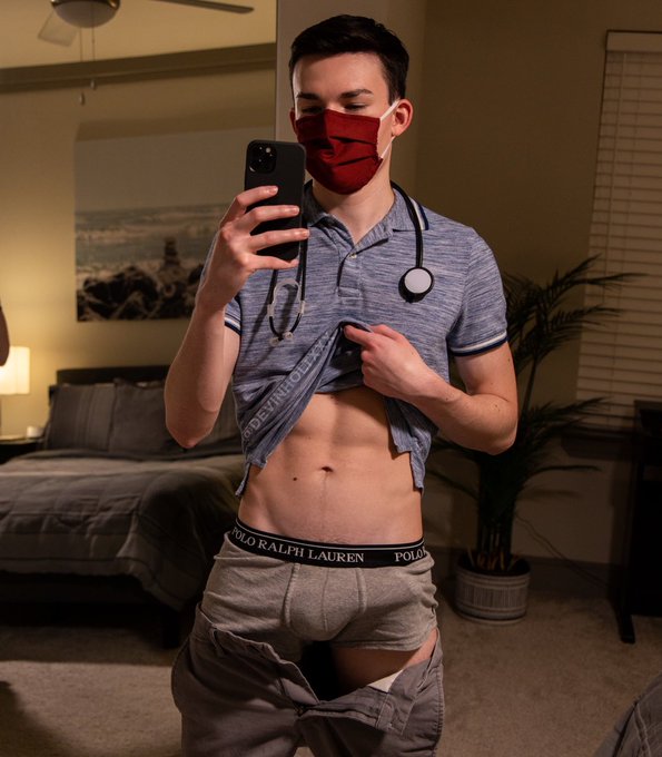 Here&rsquo;s your 3rd dose 💉 https://t.co/2gvU49VxIm<a href="/tag/nationalunderwearday"class="tags"><span>#nationalunderwearday</span></a>