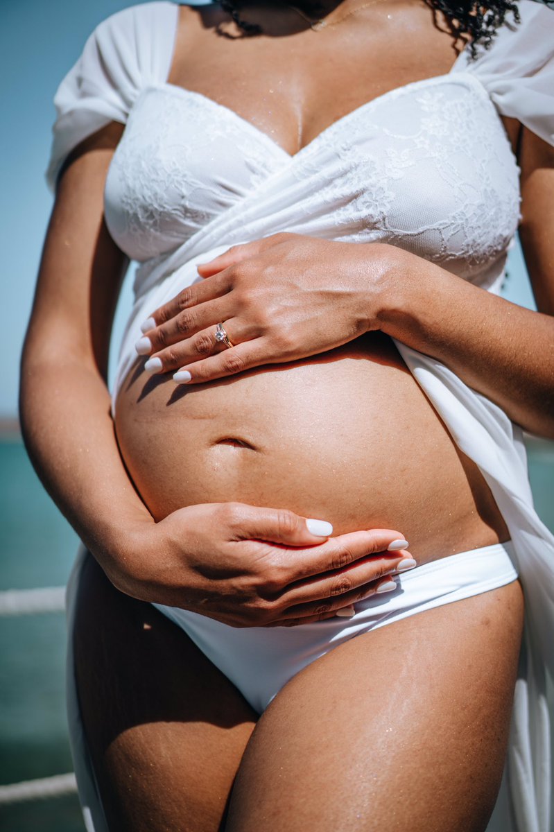 sofeeahnn's tweet photo. I love these maternity pics my friend shot for me so much! I’m so excited to meet my little one and am so happy I have these to memorialize this moment 🥰 https://t.co/EksN2M27IV