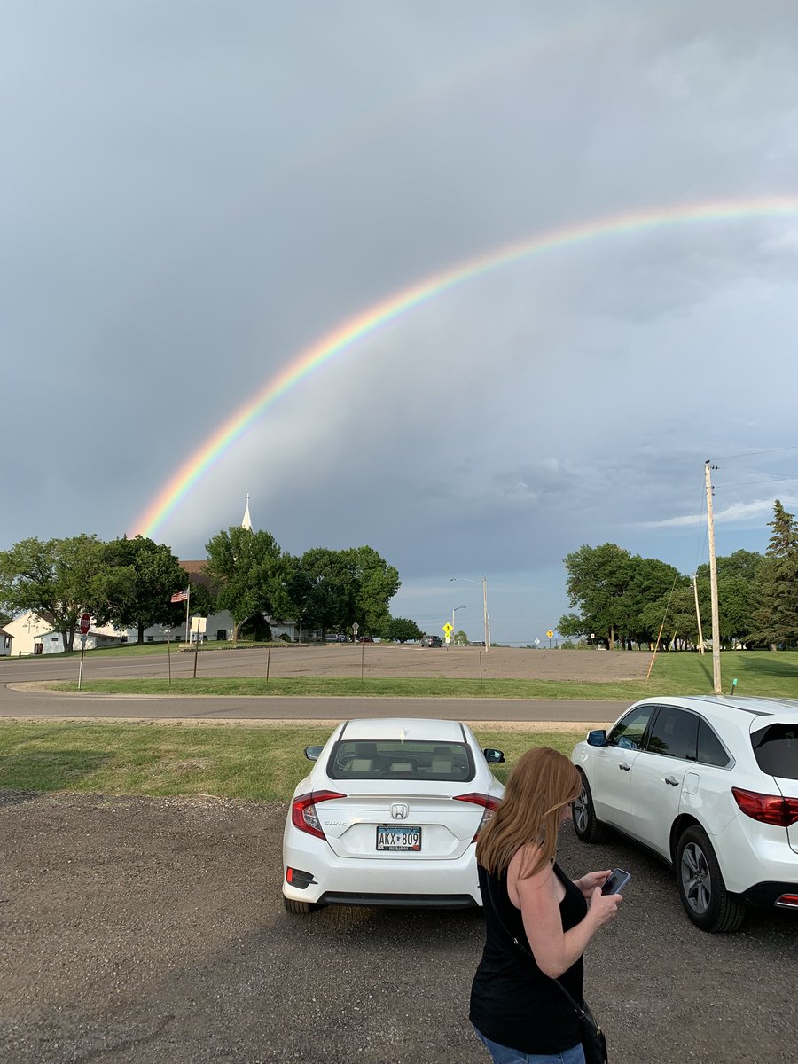 dabusmaplegrove's tweet image. Happy 35th to my beautiful wife! She is defiantly a pot of gold.