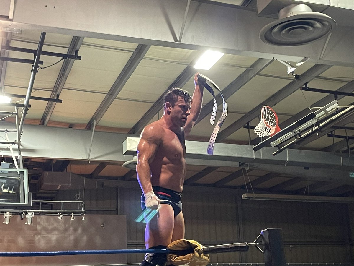 RXCutter's tweet image. Davey Richards (@RichardsWesley) is back and your new @aswwrestling World Heavyweight Champion!