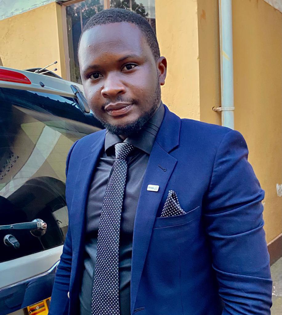 MusumbaRaymo's tweet image. I have had warm words on a cool evening, seen a full moon on a dark night, and a smooth road all the way to my door step..He has recapitulated Hope and Joy all my Life..