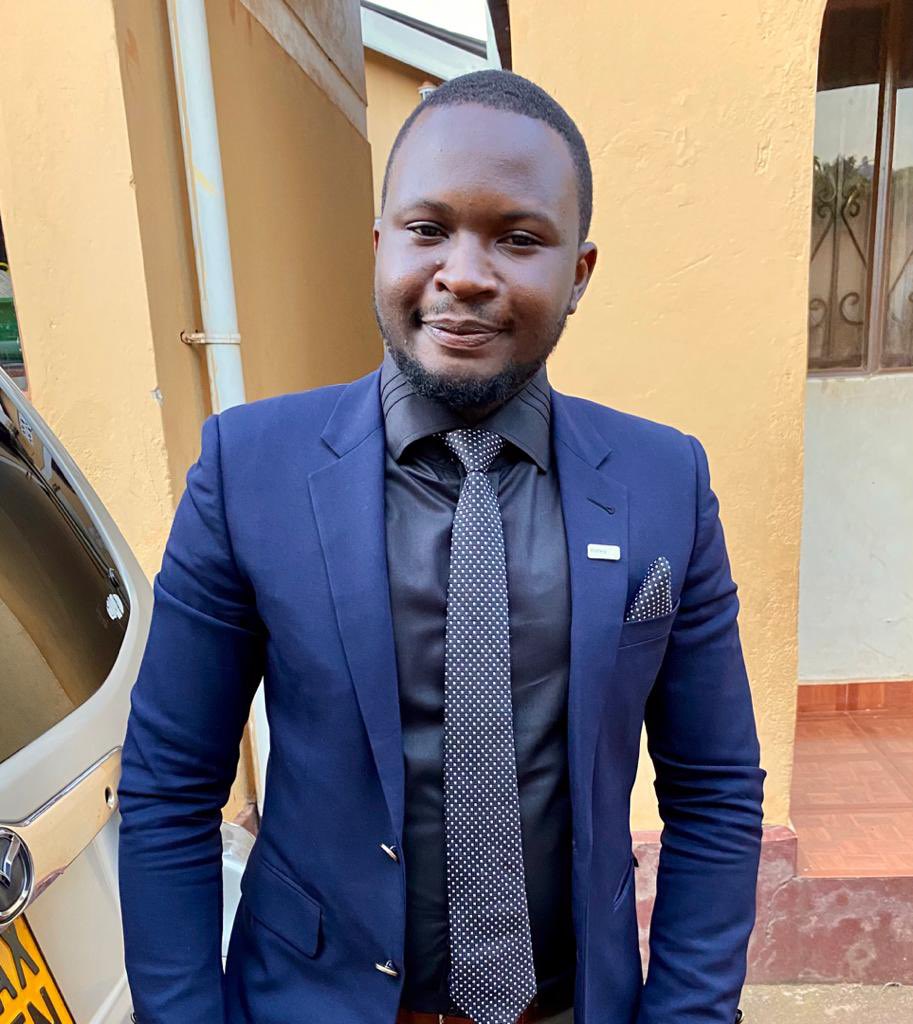 MusumbaRaymo's tweet image. I have had warm words on a cool evening, seen a full moon on a dark night, and a smooth road all the way to my door step..He has recapitulated Hope and Joy all my Life..