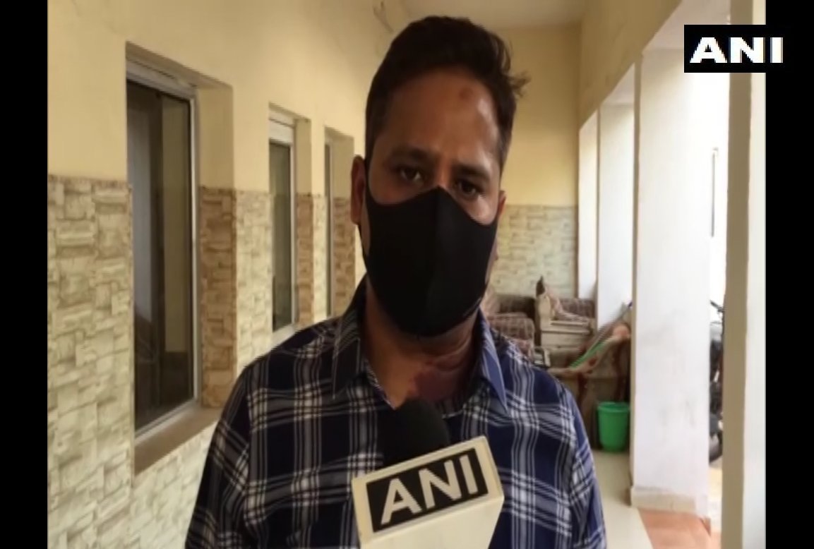 Meerut*: Police busted a gang of 8 persons involved in fake liquor racket 'They transported fake liquor from Punjab distillery to dhabas here. We've seized 60,000 litres of liquor & 2 tankers worth around Rs 4 crs. Police team awarded with Rs 2 lakh cash,' SSP Meerut* said y'day