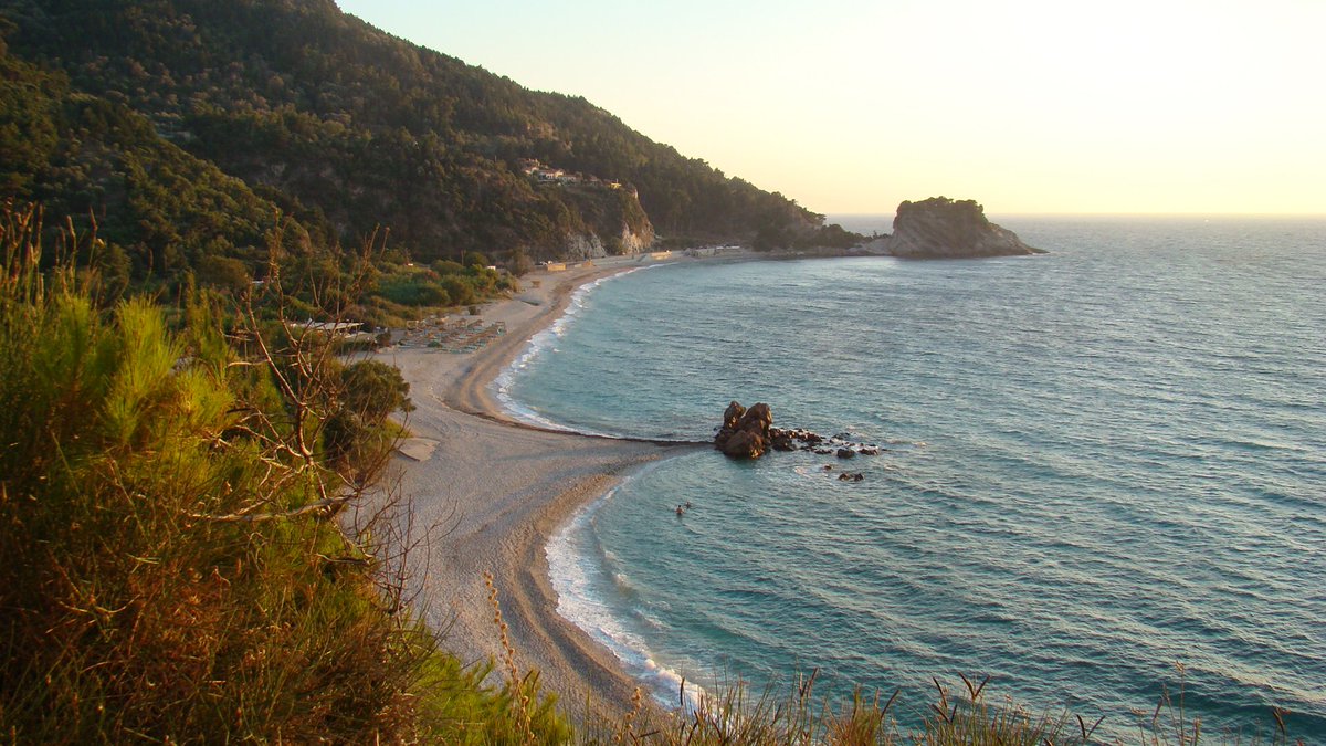 dimipyr's tweet photo. #samos #potami https://t.co/hIFsGBfi4g