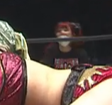 itsKatyPuppy's tweet photo. I only just noticed ringside Itoh lmfao #CyberFightFest https://t.co/HXPy2Uf29y