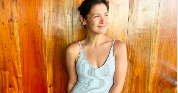 MBEntrtainment's tweet photo. Camille Prats has recently flexed her toned body in a one-piece swimsuit.

READ: https://t.co/AYx6vJx4Lk https://t.co/nIXMBO68ES