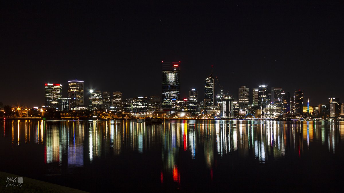 Taken on the way home from work last week around 12:15 am #perth #city #landscape #photography #lights #night