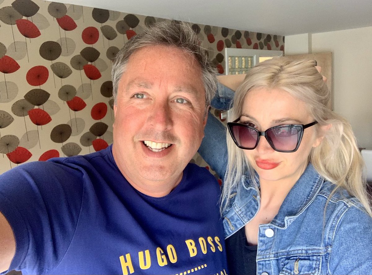 PaulPRSNTS's tweet photo. Nice to spend precious time with my beautiful daughter Julia in Cardiff Bay yesterday..🙏💙🙏💙🙏💙🙏💙🙏💙🙏
#dadanddaughterlove #familytime #familyiseverything #familyguy #creatingmemories #daddysgirl #familyday #daughterwithdad #cardiff #wales https://t.co/UeRHWS4ILV