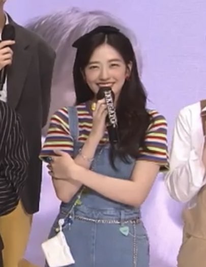 yujin smiles (@yujinsmiling) on Twitter photo 