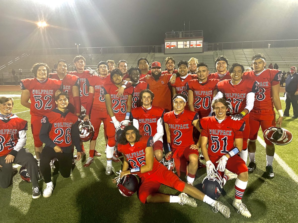 Coach_M_Green's tweet photo. I will say, it’s never been about me, it will always be about the kids. Congrats to my class of 2021. You withstood the challenges, accepted, and beat it all. I am beyond proud of you. Love ya kids. I can’t wait to see your next chapter. https://t.co/6BLmiobdCH