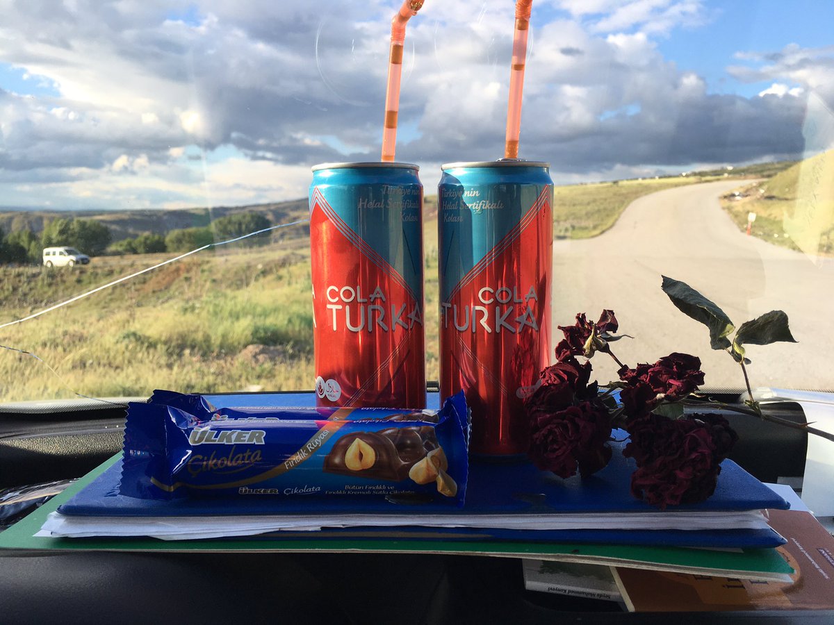 Aldığımız nefesi bile geri veriyorsak, hiçbir şey bizim değil.
🍁🍁🍂🍂