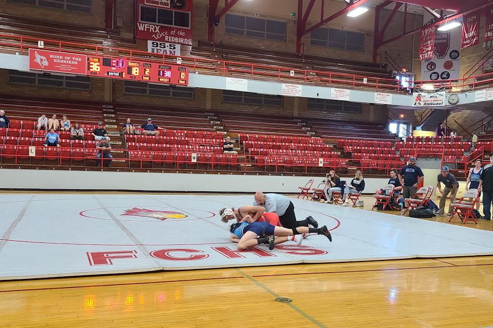FCHS Redbirds Wrestling Team Wins Triangular Match dlvr.it/S18v60