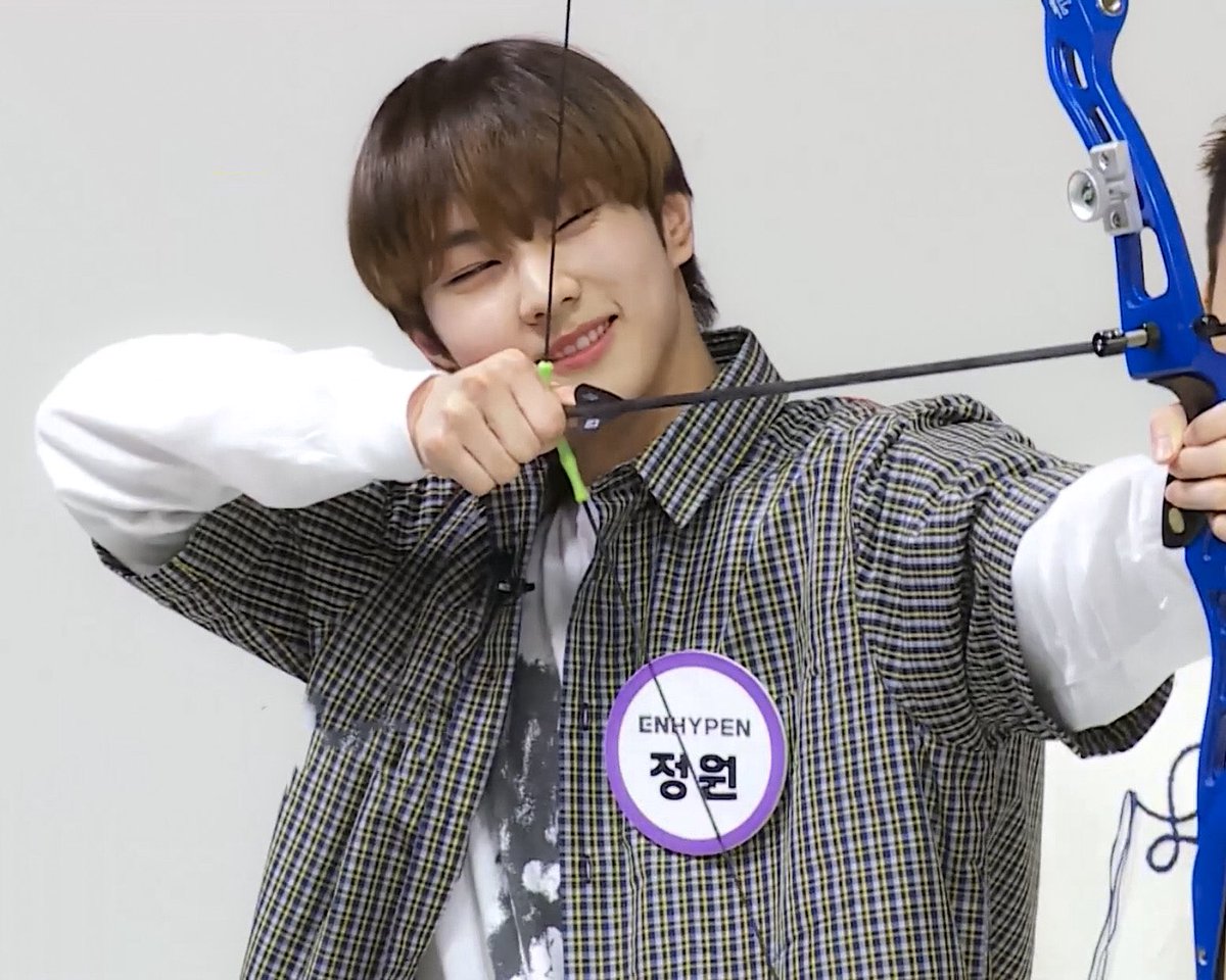 0209feed's tweet photo. 😼🏹 https://t.co/ypmEygiuwH