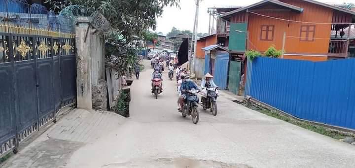 yesssliao's tweet photo. Photos from motorcycle pro-democracy strike in Lonekhin, Hpakant.  #WhatsHappeningInMyanmar #June6Coup https://t.co/kMrAlCEFF6