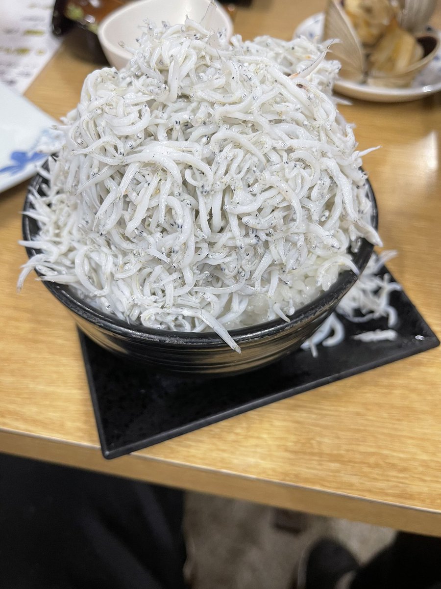 もん3 満幸商店 名前が卑猥やけどめちゃくちゃうまい しらす丼 加太 淡島神社 もん3 満幸商店 名前が卑猥やけどめちゃくちゃうまい しらす丼 加太 淡島神社