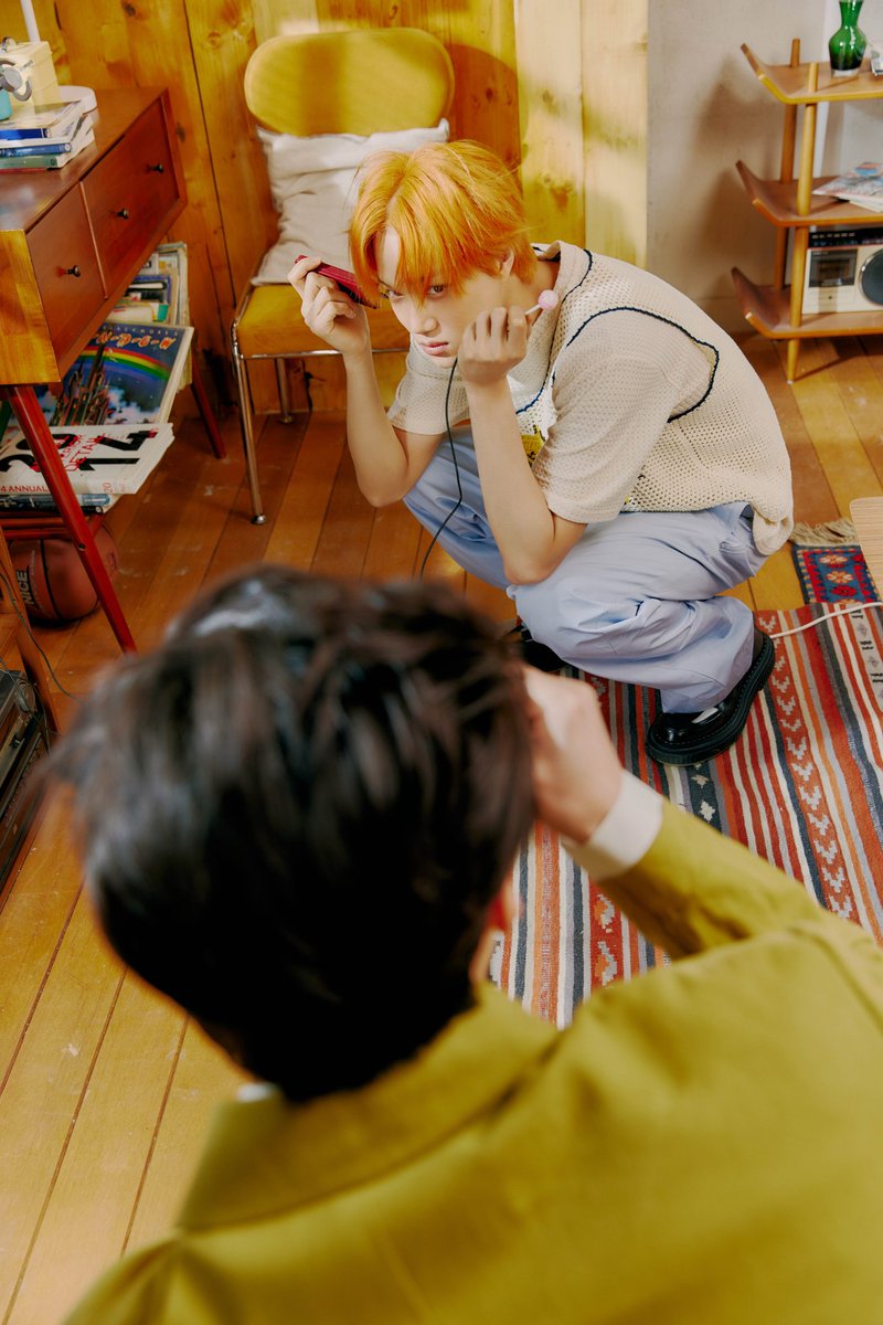 chanyeollie6107's tweet photo. PARALLEL UNIVERSE
ft handsome photographer and model 😌 photo by my baby sekai (♡˙︶˙♡)
#KAI_Tracking
#SEHUN_Tracking #DONT_FIGHT_THE_FEELING #EXO https://t.co/WoSdbIrlJZ