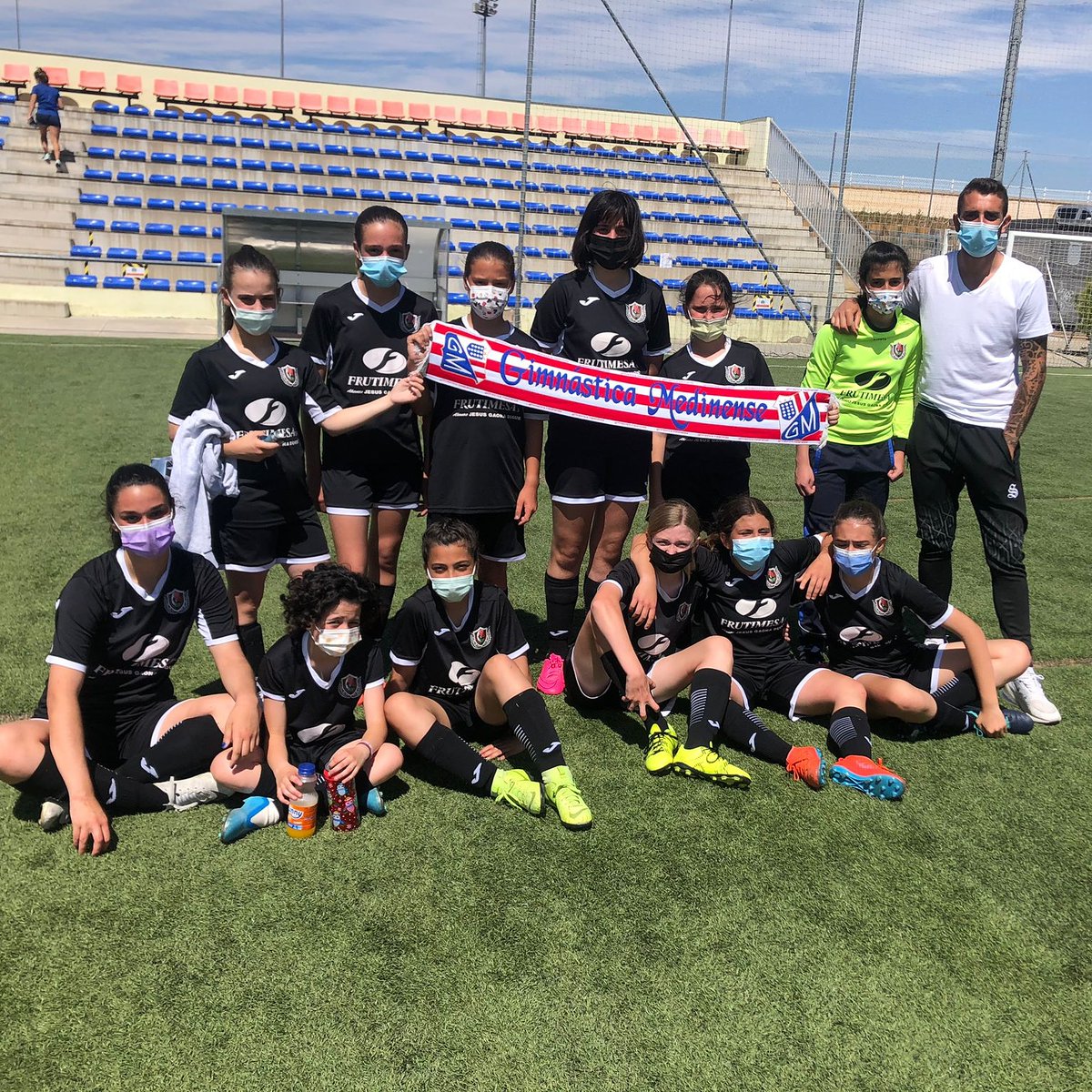 G_Medinense's tweet photo. 🤜TRABAJANDO EN LA NUEVA TEMPORADA🤛
La directiva de la Gimnástica Medinense está trabajando en la nueva temporada 2021/22.
👉Grandes novedades.
👉Nuevos proyectos.
👊Más ilusión que nunca.
Queremos que esta gran familia, sea parte de vuestras vidas. https://t.co/WGc5wEo5TB