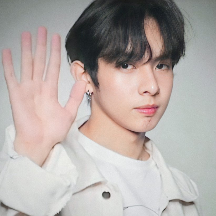 CharmanderNiJah's tweet photo. Ops!! Checkpoint‼️UNLOCK THIS!

🔒 227 RETWEETS
🔒 227 REPLIES

I'm voting for #JustinDeDios in the finals of 100 Asian Heartthrobs 2021. 
 
#AHJustin
#100AsianHeartthrobs2021
@SB19Official https://t.co/tNkCuQrnFg