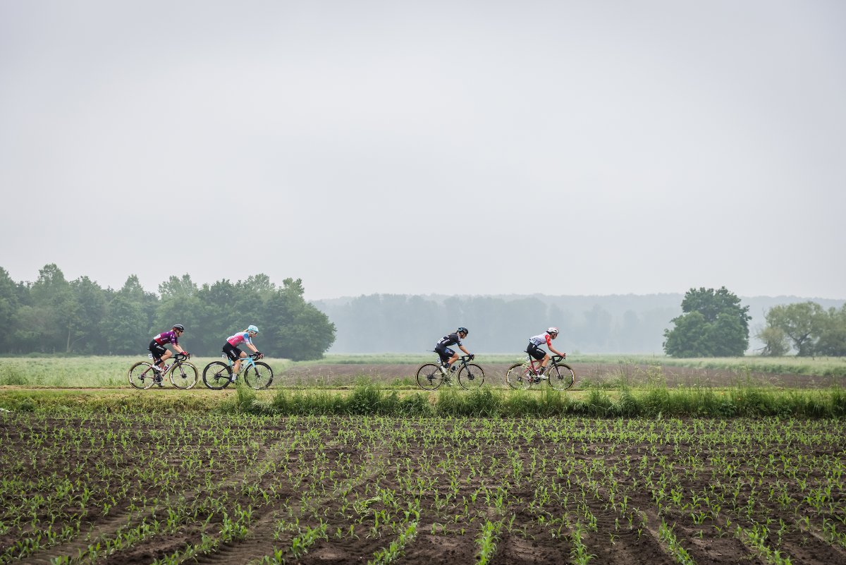 DropsCycling's tweet photo. About yesterday! A good return to racing after a few weeks off. What a superb course with around 30km of gravel, Rhode Photo was there to capture the action. Today we head to Roubaix for another recon ride. https://t.co/IyRFLnNDF9