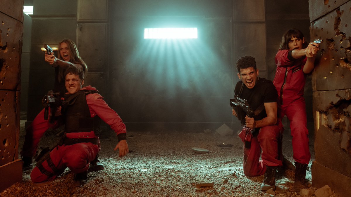 NetflixIndia's tweet photo. Monday, we’re ready for you. https://t.co/8fXH2kiVML