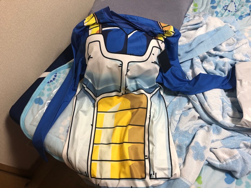 これは許されない 頼んだもの サメ柄のアロハシャツ 届いた物 ベジータ柄のシャツ 話題の画像プラス