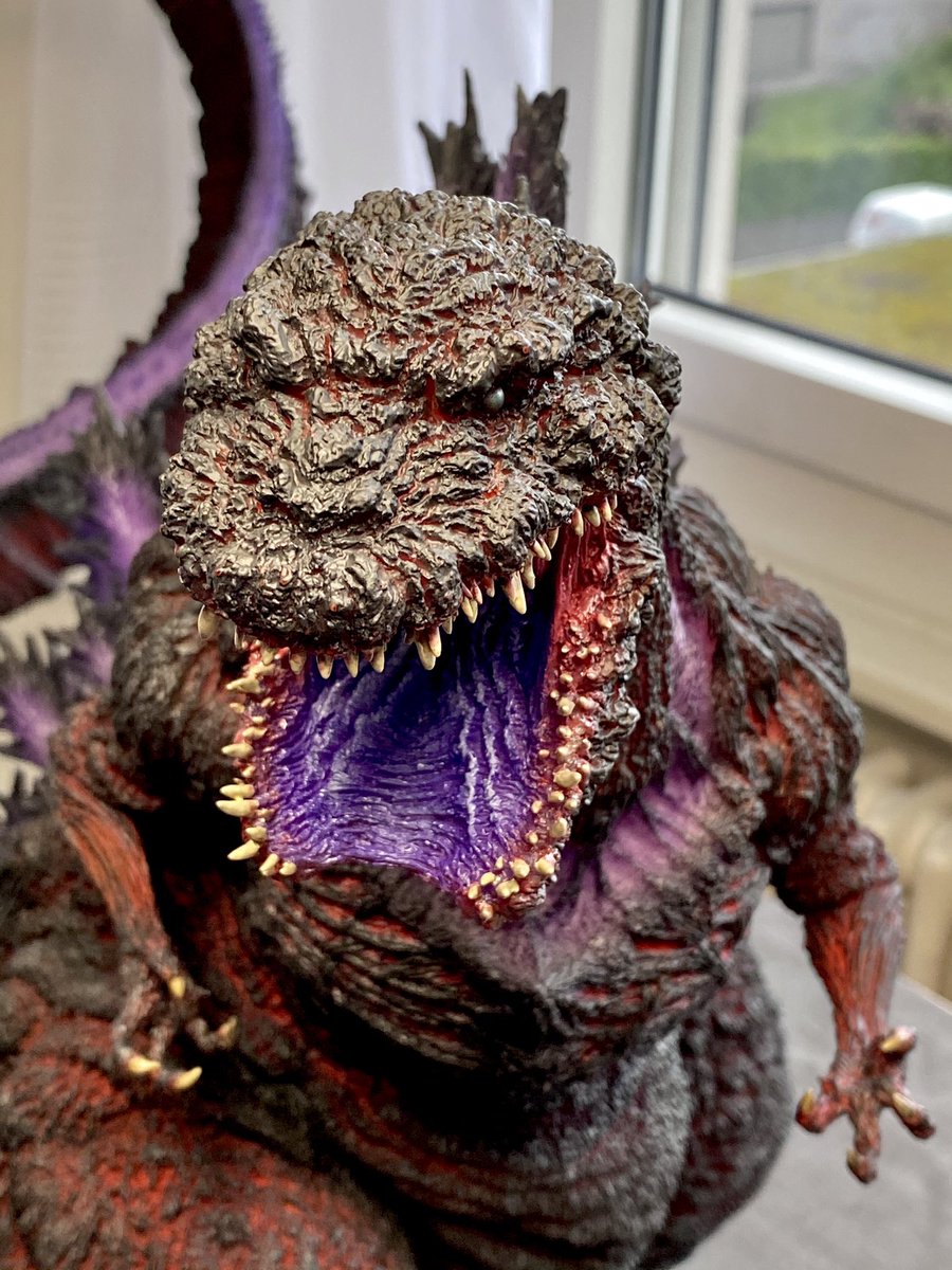 Shin_Gojira_66's tweet photo. Comparing the head and mouth part 2: the OBS Shin‘s mouth is just that tad more open to win in my book - this extreme look when Shin-Godzilla opens his terrifying wide mouth for the first time, here it is! #XPlus #Ezhobi #ShinGodzilla #OmegaBeastSeries #GiganticSeries #ゴジラ https://t.co/taBEOjsLYh