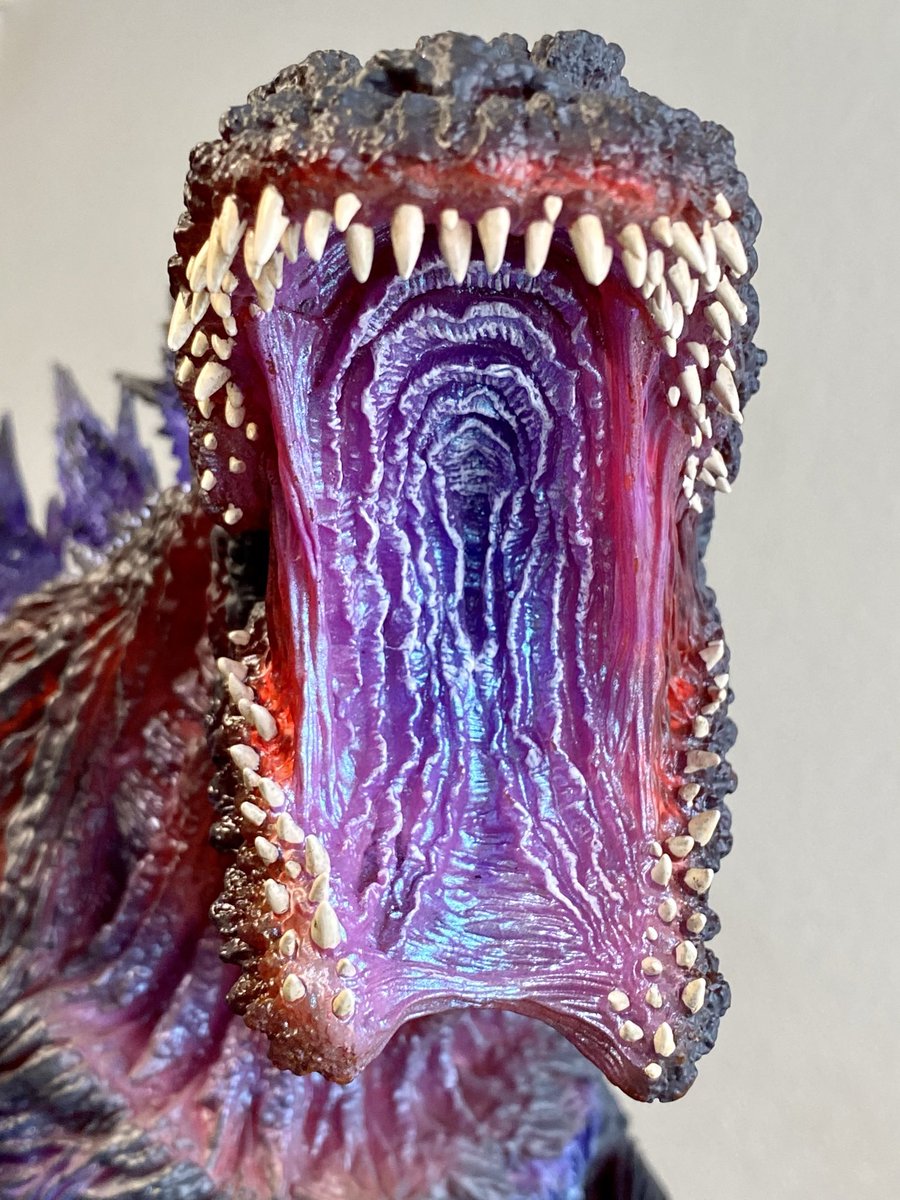 Shin_Gojira_66's tweet photo. Comparing the head and mouth part 2: the OBS Shin‘s mouth is just that tad more open to win in my book - this extreme look when Shin-Godzilla opens his terrifying wide mouth for the first time, here it is! #XPlus #Ezhobi #ShinGodzilla #OmegaBeastSeries #GiganticSeries #ゴジラ https://t.co/taBEOjsLYh