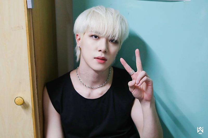 #김동한 #KIMDONGHAN <a href="/WEi__Official/">위아이(WEi)_OFFICIAL</a>