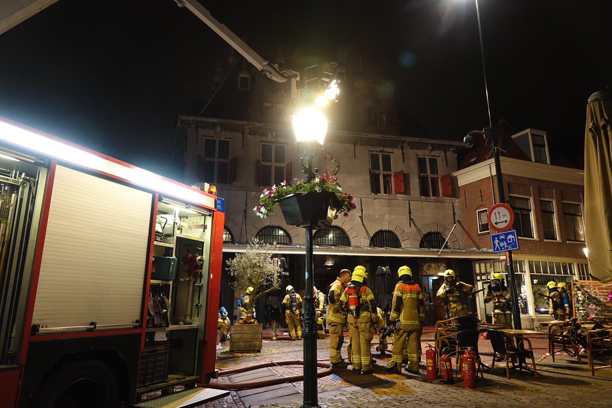 Nu op WF Nieuws: "Brandweer Hoorn weet door snel handelen ramp te voorkomen, brand in restaurant Roode Steen snel geblust" | #hoorn #restaurant #ramp #bandweer #brand #roodesteen ..