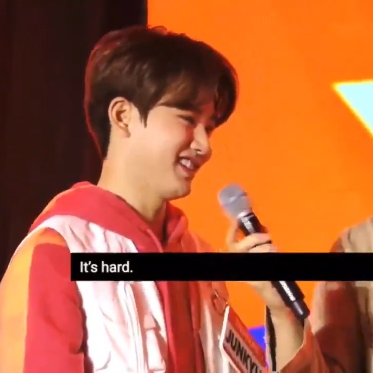 TREASURE12PH's tweet image. 06.06.2021|TWITTER🎥
#KIMJUNKYU Waking up everyday with good looks😍 
#pogiproblems

@treasuremembers 
-Yo💜