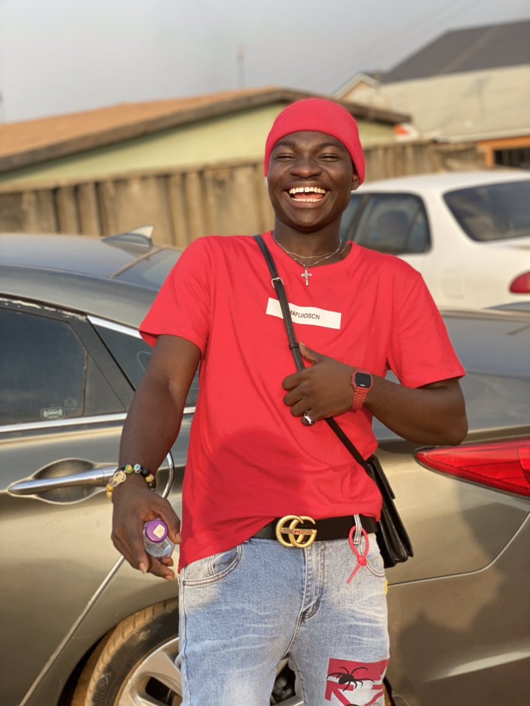 Goglefame's tweet image. Me sere me tanfo🤣🤣🤣🥳🥳 #GoogleDay