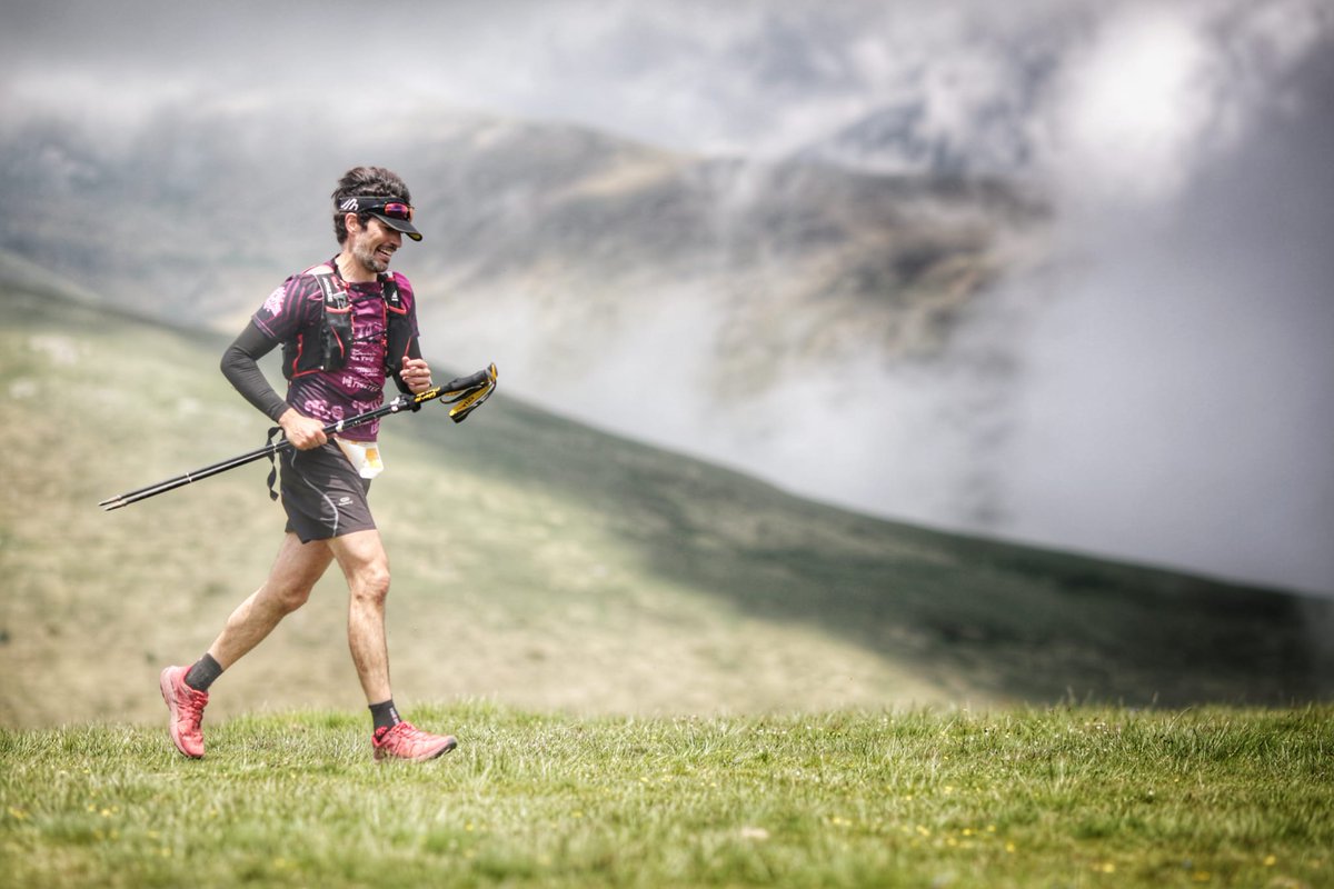 elsbastions's tweet photo. 📸 PREPARATS? 📸
La propera setmana us compartirem les galeries dels nostres fotògrafs en cursa: Pau Aguilera, Jordi Santacana, Artur Ribera i Roger Correm.
#elsbastions #skyraces #elsetge #elasedio #thesiege #vallderibes #valldenuria #UltresFEEC #PeaksUltraSeriesbyGrifone https://t.co/yVfuhpNhP4