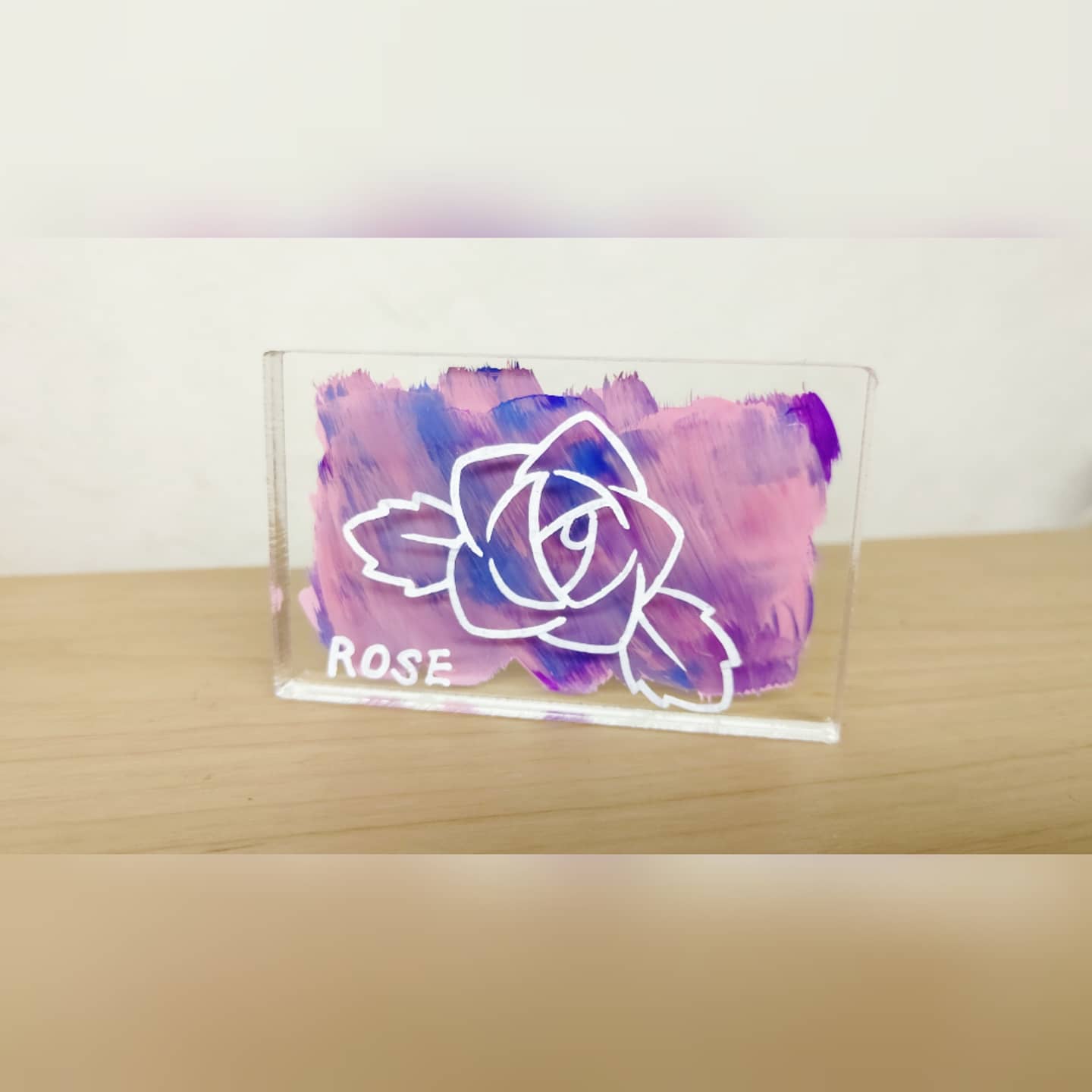 噛む 一時停止 蓮 アクリル 板 絵の具 Jimin Doushikai Jp