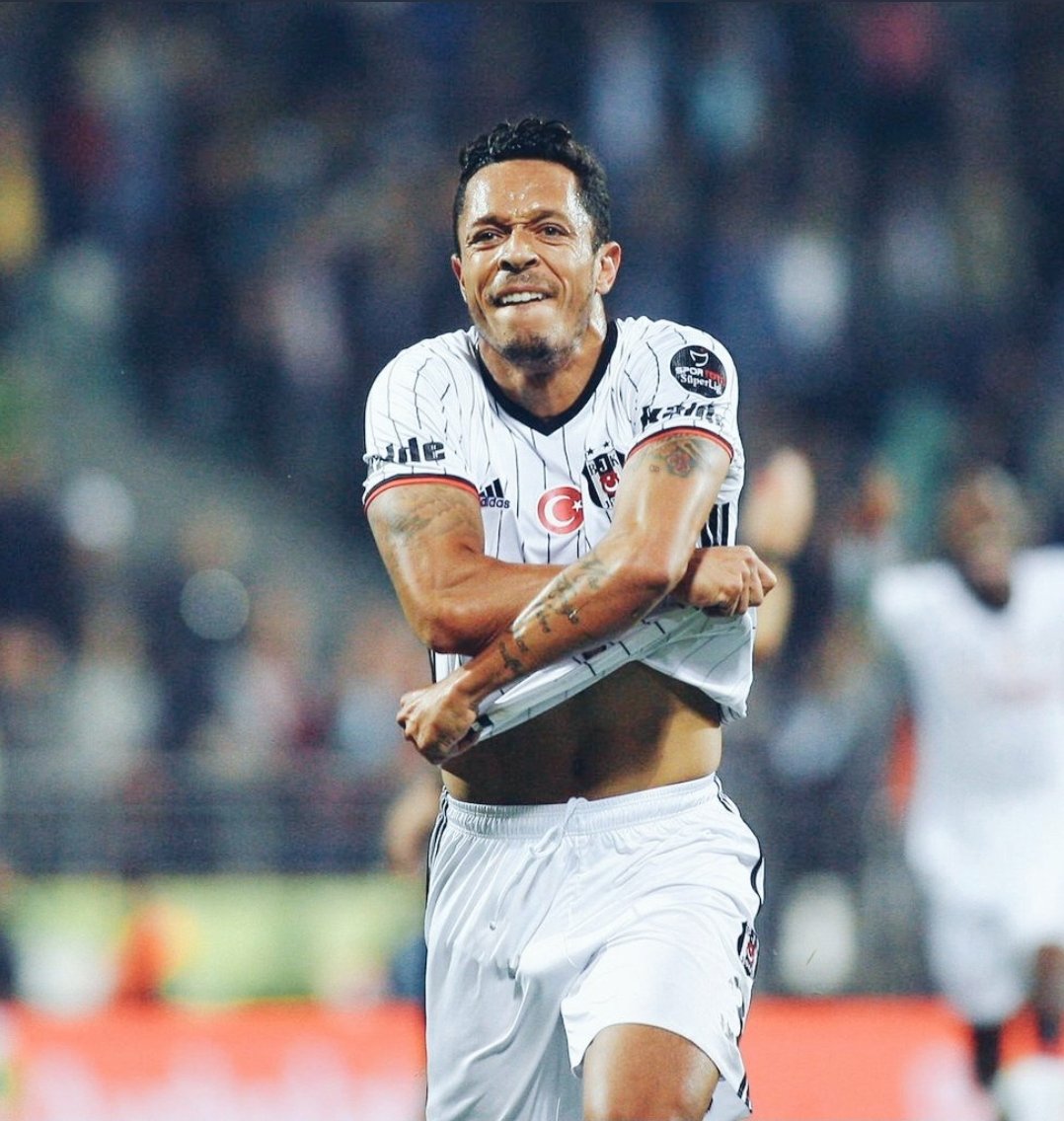 ADRİANOOOOOOOOOOOOOOO❗🔥
Rizede SAMBAAAAAAAAA🚀
Güne böyle başlayın büyük BEŞİKTAŞ taraftarı :)