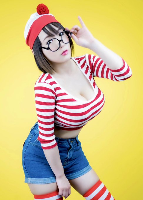 Don't let me out of your sight!  見失わないでね🤓 https://t.co/HXcafYkG4B