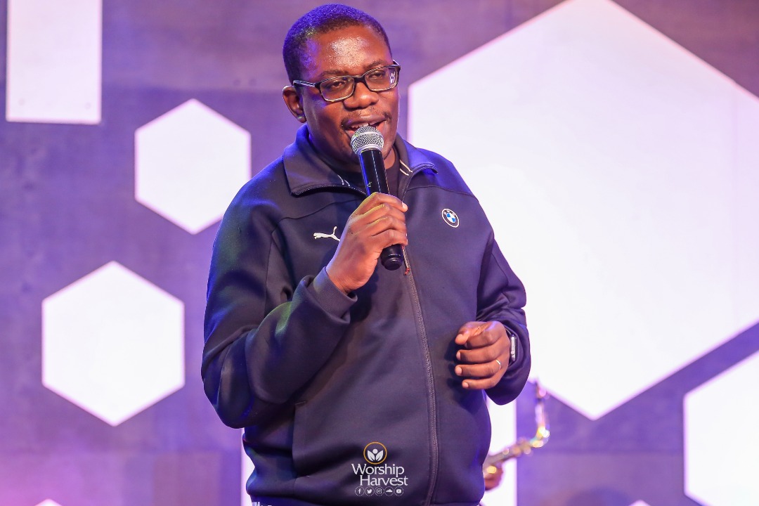 worship_harvest's tweet photo. "Stop complaining and step into your responsibility. You are not a victim you are the advantage. Shine child of God ." ~ @mosesmukisa

#TheGoodnessofGod
#WHGarage
#WorshipHarvest https://t.co/gvJrGGGzyh