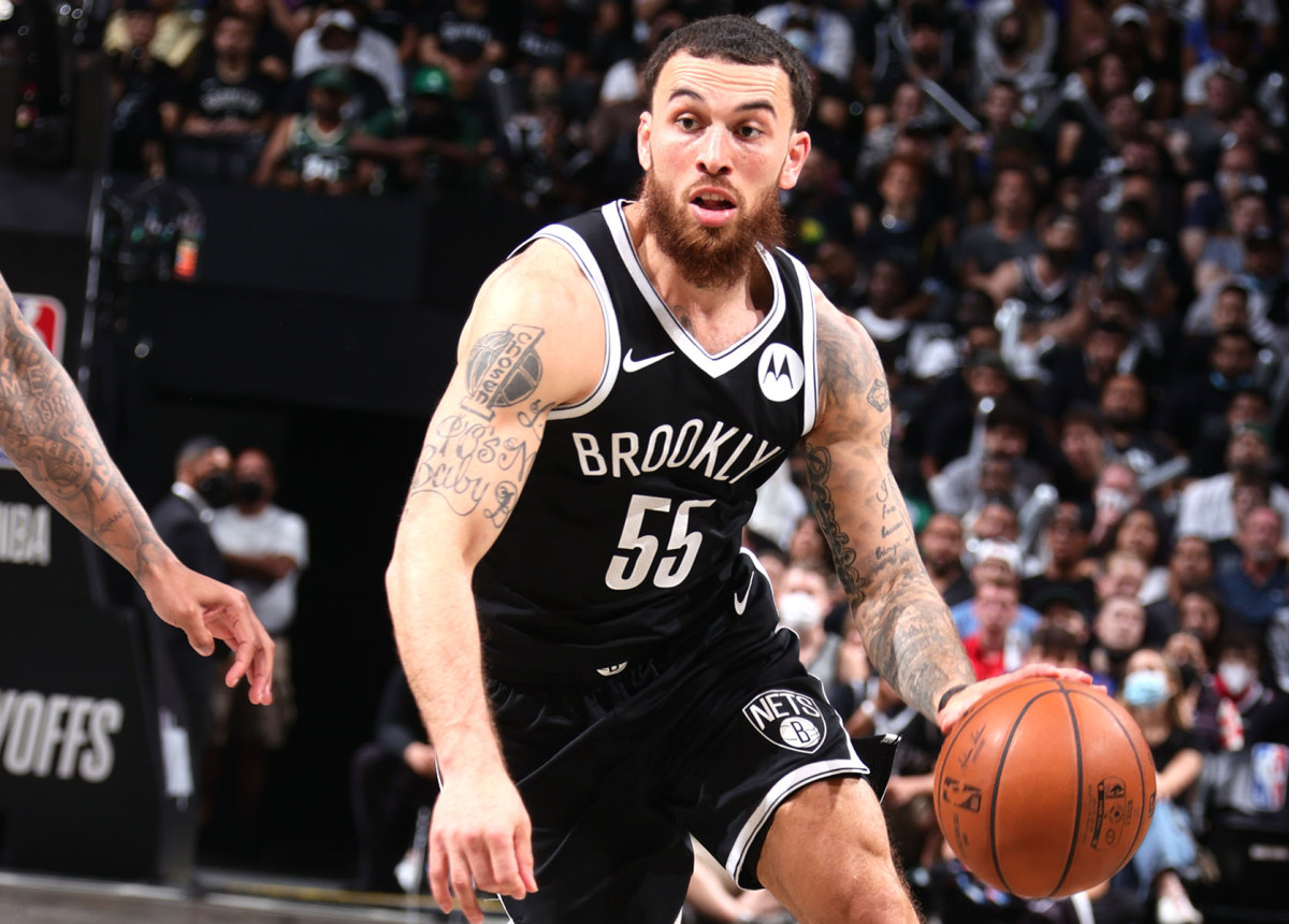 Nets' Mike James steps up in place of injured James Harden