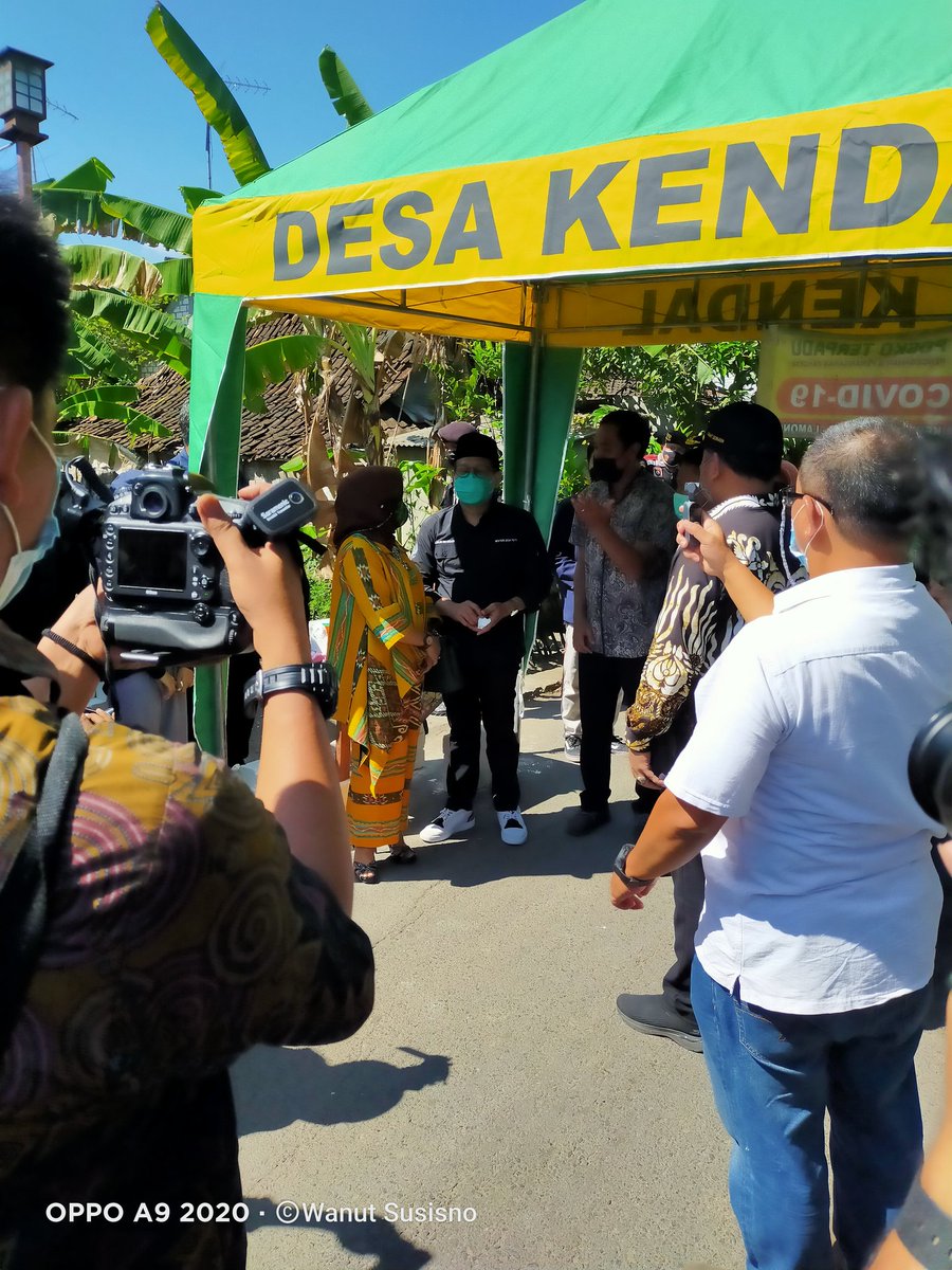 kadrajat's tweet photo. #GusMenteriSambangDeso
Bentuk Support dan Apresiasi Gus Mentri Kpd Desa &amp; BUM Desa
#tppijatim
#tppilamongan
@jokowi 
@halimiskandarnu
@Kemendespdtt
@ditjenpdp
@malik_haramain
@imansyukri
@taufikmadjid71
@yusradaridesa 
@azzameldzikrie 
@tppkemendes 
@BerandadesaID
@DewantoAndry https://t.co/q6QrMZqrD9
