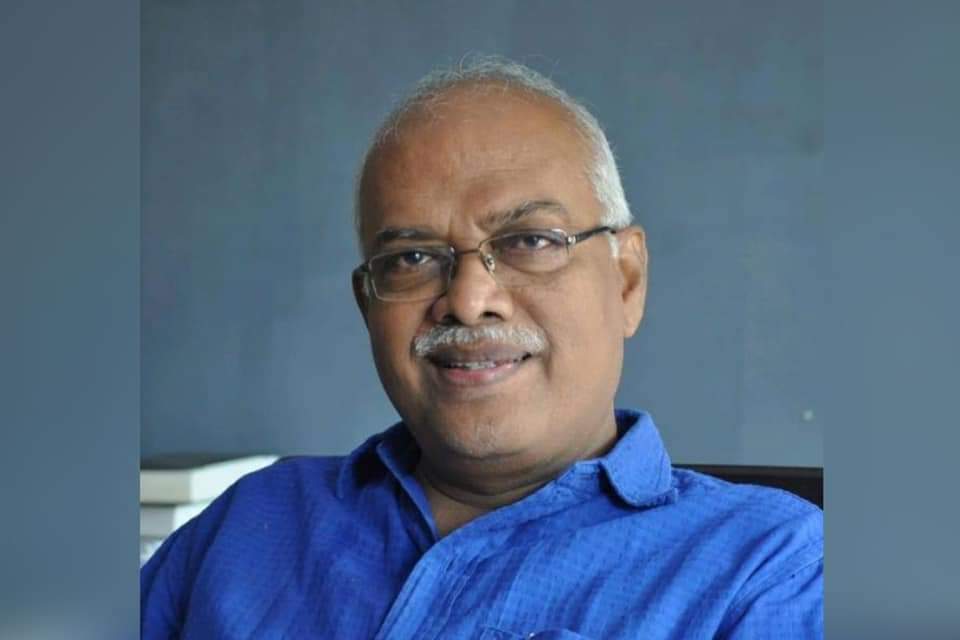 Che__Guevaraa's tweet photo. தமிழ் நாட்டின் மாநில வளர்ச்சி கொள்கைக் குழுவின் துணைத் தலைவராக நியமிக்கப் பட்டுள்ள நண்பர் பேராசிரியர் ஜெ ஜெயரஞ்சனுக்கும் முழு நேர உறுப்பினராகியிருக்கும் நண்பர் (சென்னை பல்கலைக் கழகப் பேராசிரியர்) தோழர். ராம. சீனிவாசனுக்கும் வாழ்த்துகள்
#DravidianDevelopment
Pass it on 🔁 https://t.co/fv2oAwWazf