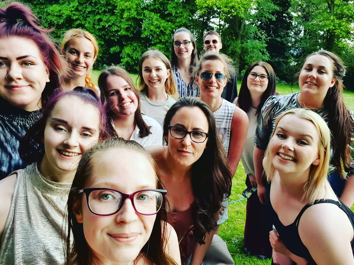 UoL_Dance's tweet photo. Congrats to our L3&amp;MA Company who have performed outside at The Lawn through rain&amp;sunshine each afternoon as part of our 6 day tour. We haven't quite finished yet, we are performing as part of @motusdancefest
on the 19th&amp;27th June in #MiltonKeynes!

#dance #lincoln #uni https://t.co/KldT4j9HWV