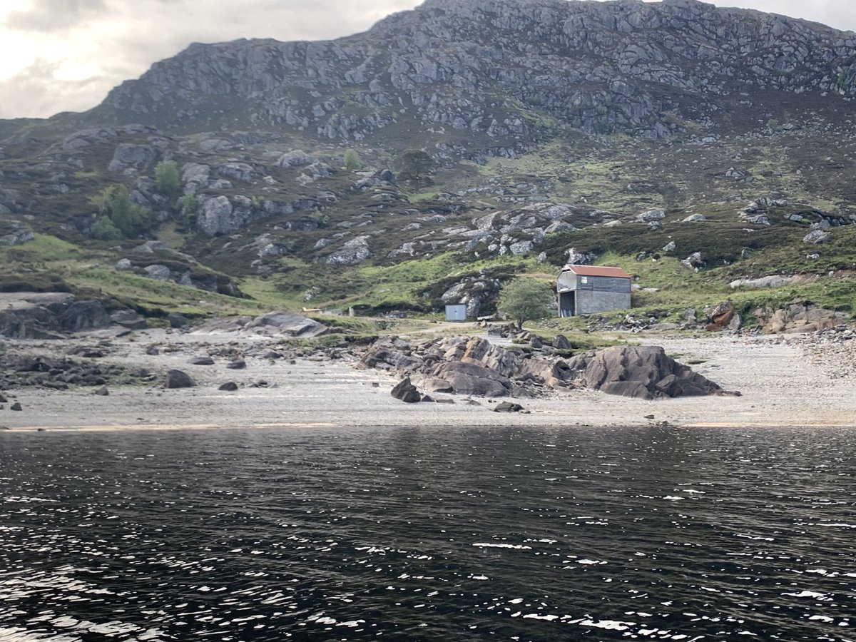 dektasker's tweet image. Some pics from Saturdays walk around loch Mullardoch. Boat in and out and 5 bagged. Epic trip in the blistering heat