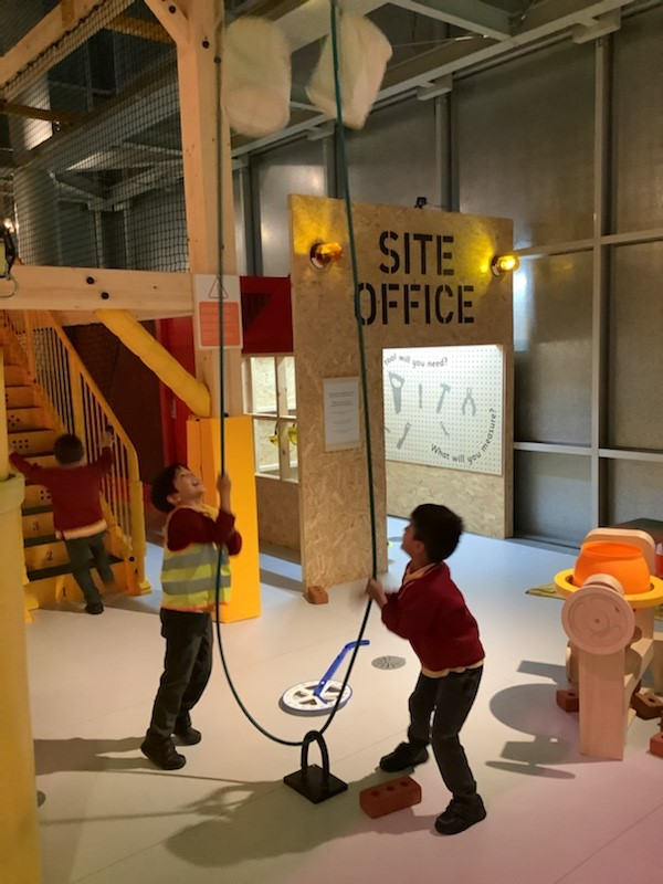 Raddlebarn_Sch's tweet photo. Before half term, Reception had a fantastic day at #MiniBrum, working with the @thinktankmuseum team to continue our Mini Designers project. We were so lucky to be the only visitors and want to thank all at MiniBrum. https://t.co/Hmnt4Nqo2A