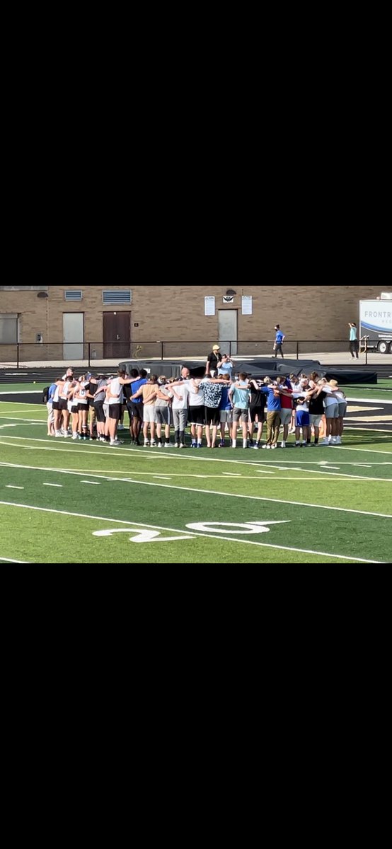 bsmevents's tweet photo. After this past weekend and this weekend I don’t have many tears left. Now grad party for Carter!  Ended the game with the boys lax team and our team in prayer! Thanks to God🙏 https://t.co/2hWUWbc4tE