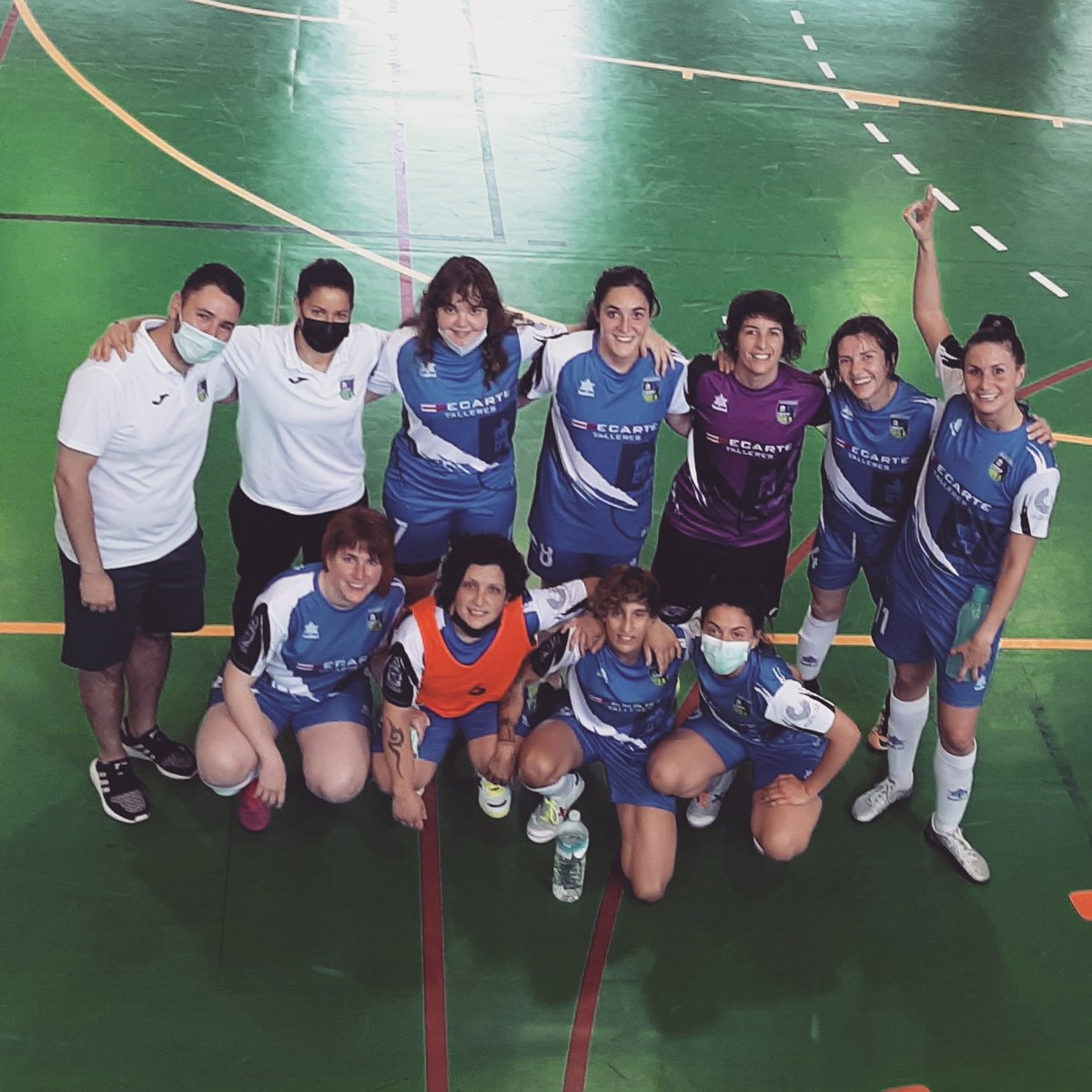 Murchante_FS's tweet photo. 📣 Resultado J.6.:

👥 C.D. Orvina "B" 🆚️ Recarte Talleres M.F.S. 

🔹3-3🔹️

🎯 Sandra, Nadia &amp; Jaione

#RecarteTalleres #NosHaFaltadoUnSegundo #FinDeLiga #Segundas #FamiliaFutsalera #EquipoDisfrutón https://t.co/mXOvzgs6e5