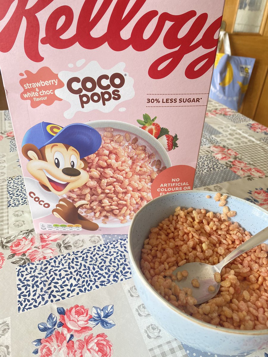 FarmingMammy's tweet image. Sorry @kelloggs.uki I thought it was a good idea but nope. None of the family likes them..... #breakfastgonewrong #bankholidayweekend #givemeafullirish #fullirish