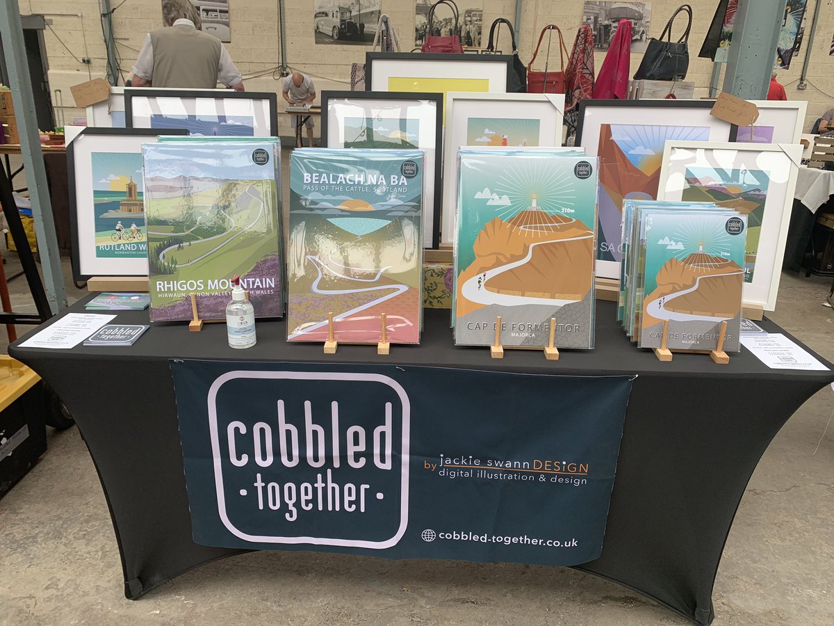 DesignSwann's tweet image. Sunday craft market @BartonBrosLtd Chilwell, in full flow. #SupportSmallBusinesses #sundaymarkets #cyclingart