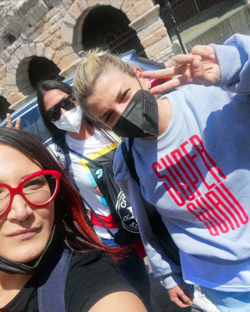 FabyPerry's tweet photo. @MarroneEmma 😍 https://t.co/nXYjCAFltU