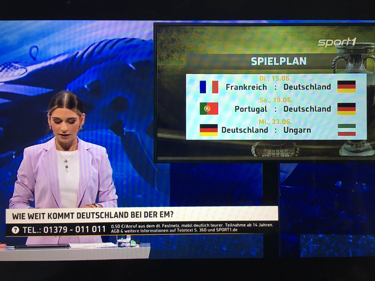 FabiQ31's tweet image. Ker, welcher vexillologe hat denn das Schaubild erstellt? Da steht ganz Ungarn Kopf! 🇭🇺 
#dopa #spassmitflaggen